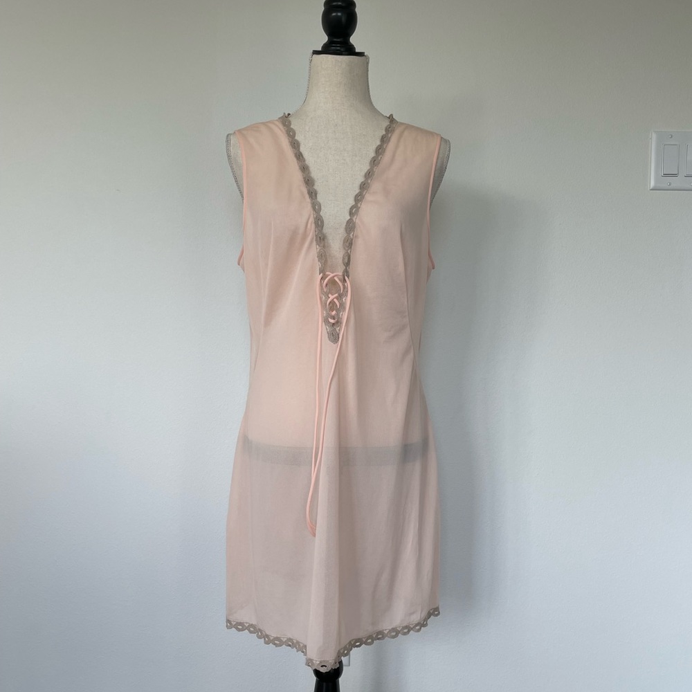 Vintage Formfit Rogers Peach Gown and Robe Set - Picture 4 of 14